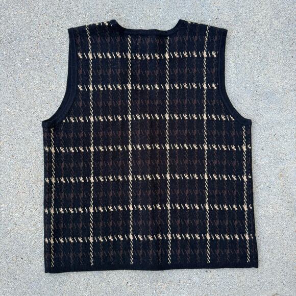 Y2K Croft & Barrow Houndstooth Dark Moody Black Gold Plaid Sweater Vest MEDIUM - Picture 7 of 7